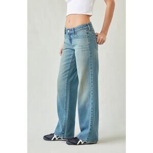 Pacsun Zoe Low Rise Girlfriend Jeans Medium Blue Tint Relaxed Wide Leg Size 25